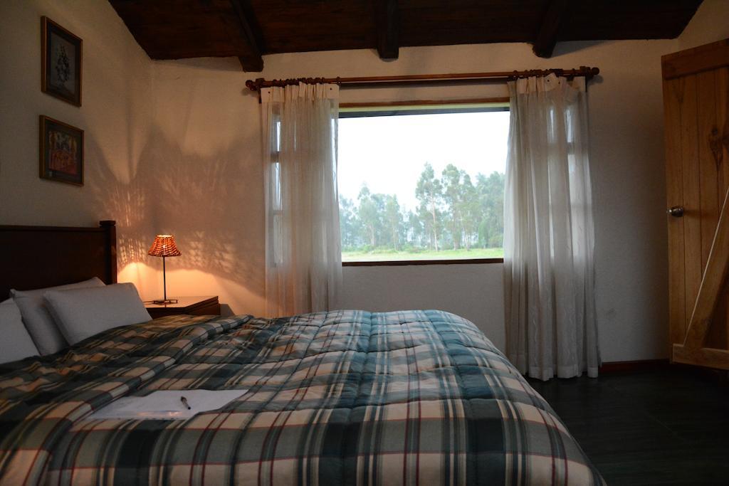 Molino San Juan Bed & Breakfast กายัมเบ ห้อง รูปภาพ